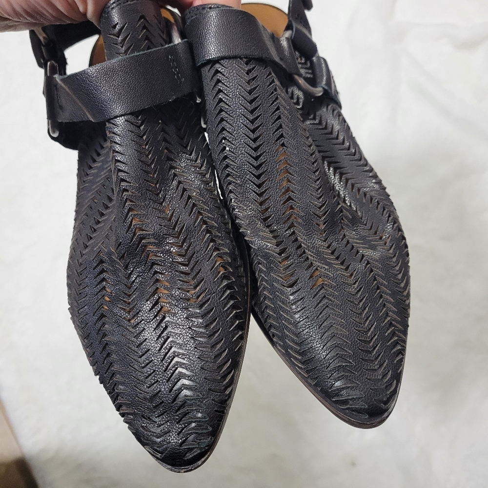 Lucky Brand Kaedy Mules black with silver hardware size 8.5 - Picture 4 of 8